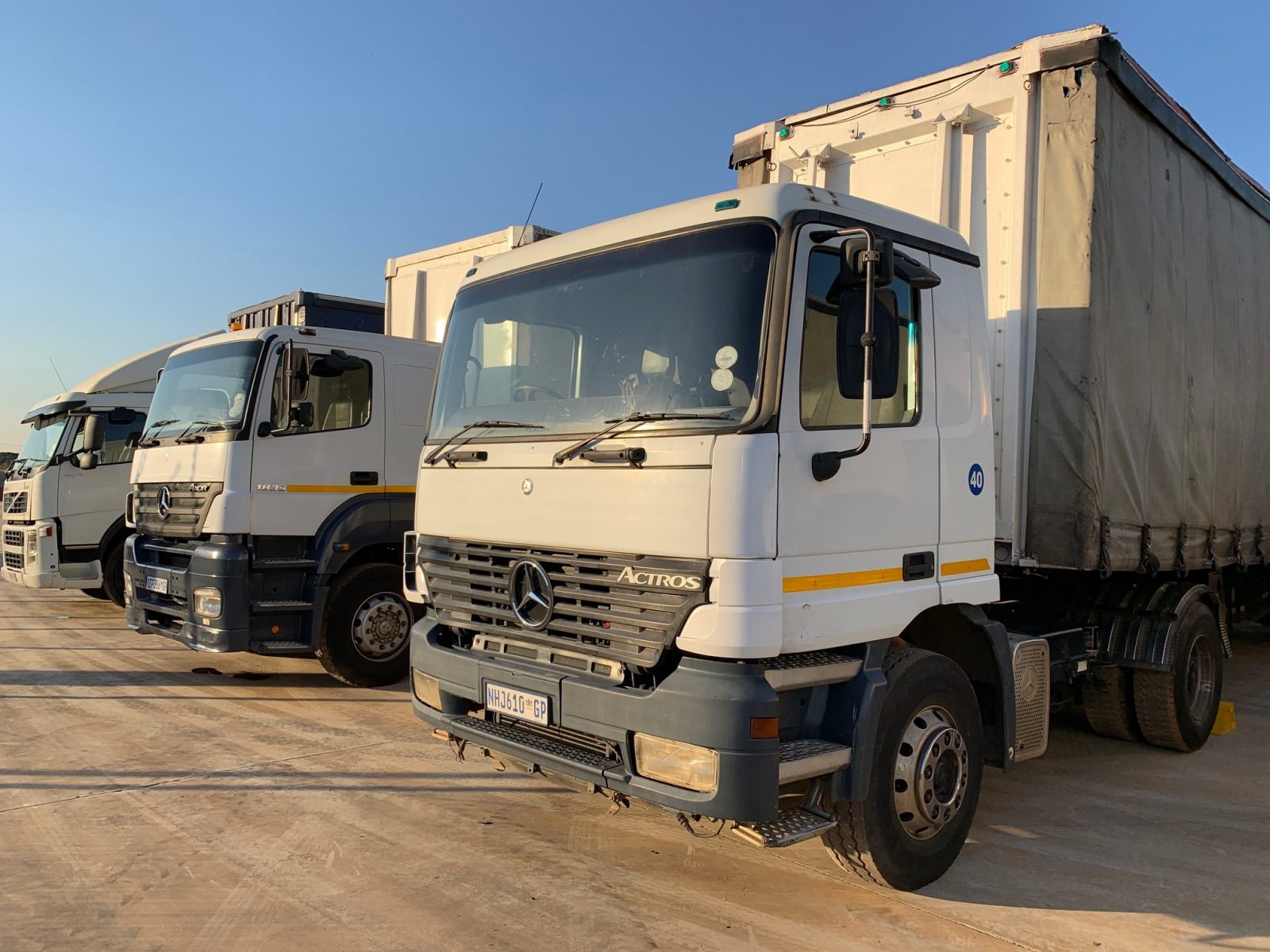 Actros mp1 фары