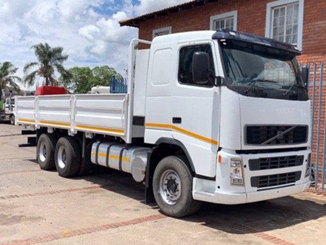 Volvo truck fh12