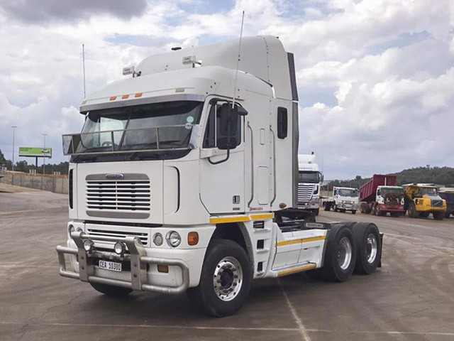 2008 FREIGHTLINER ARGOSY ISX SIGNATURE 620