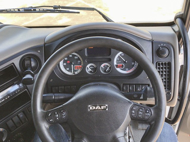2017 DAF XF 105.460
