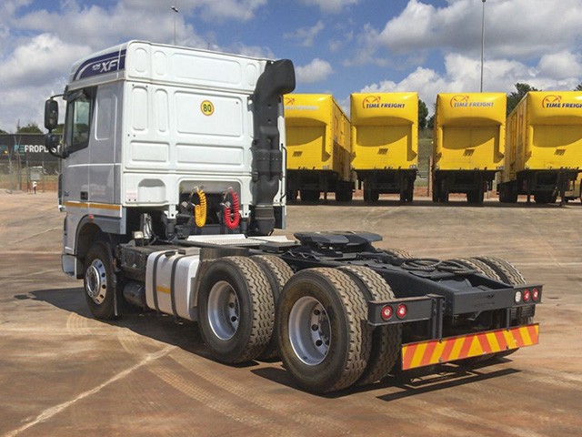 2017 DAF XF 105.460