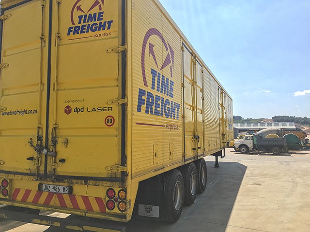 2014 RAPID BODIES TRI-AXLE BOX BODY 15.5M TRAILER