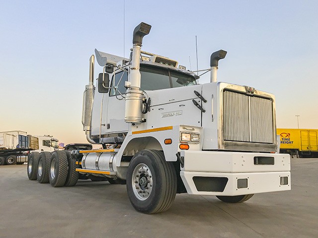 2012 Western Star Constellation 6989XD