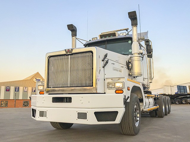 2012 Western Star Constellation 6989XD