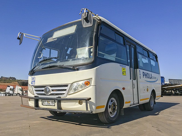2013 Yutong ZK6608 20 Seater Bus