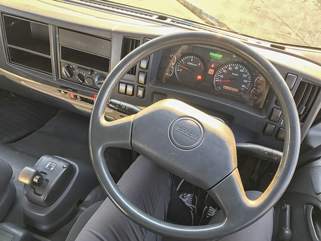 2014 Isuzu FsR800 8 Ton Dropside