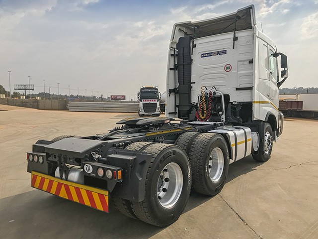 2018 VOLVO FH440