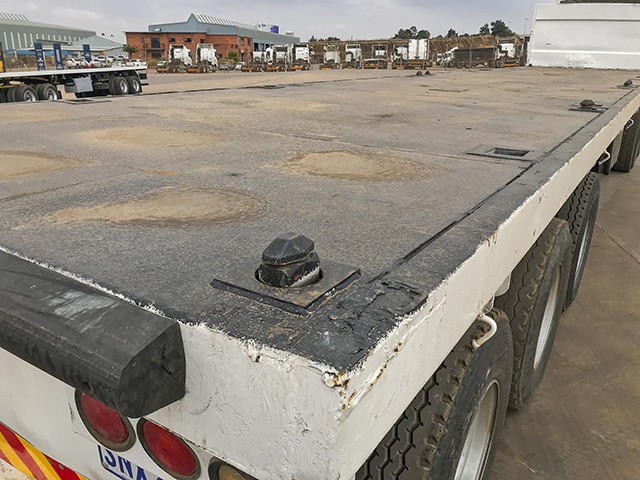 2005 Kearney Flatdeck Triaxle 12.5m Trailer