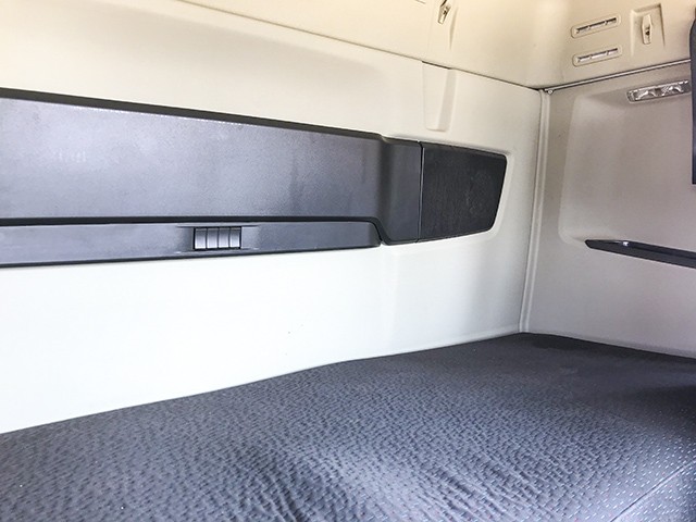 2016 Volvo FMX 440