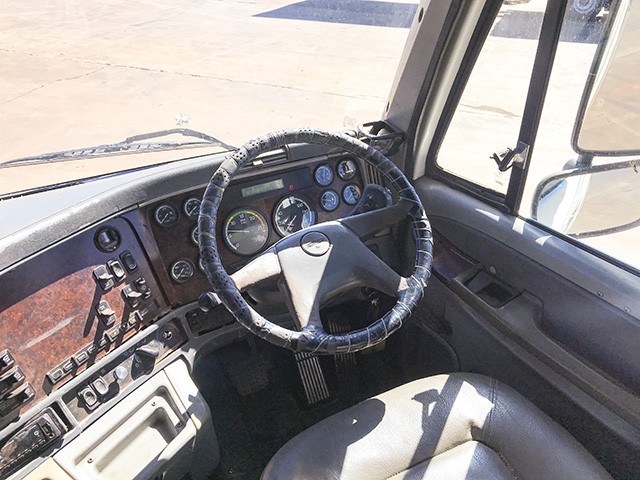2007 Freightliner Argosy Detroit 440 Series 60