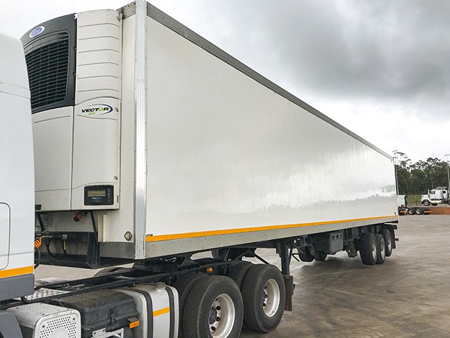 2015 CTS Trailers Tri-Axle Fridge Trailer