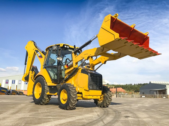 2015 Caterpillar TLB 428F