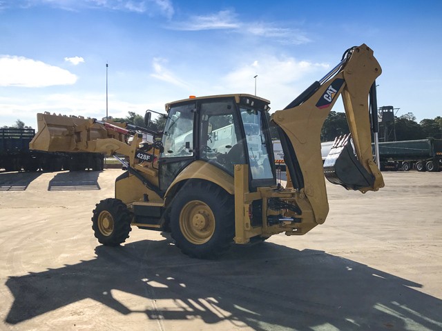 2015 Caterpillar TLB 428F