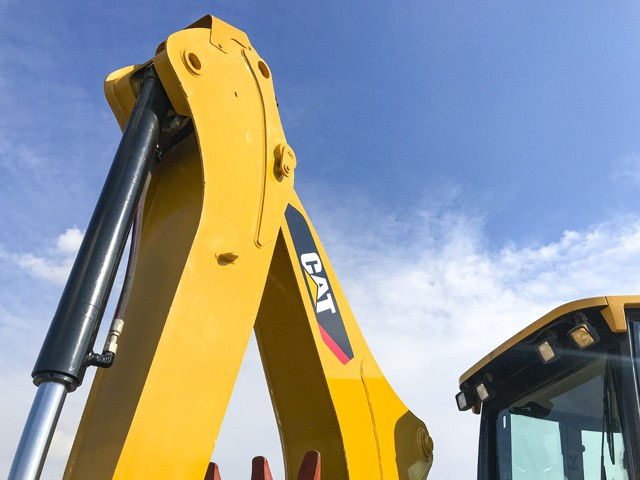2015 Caterpillar TLB 428F