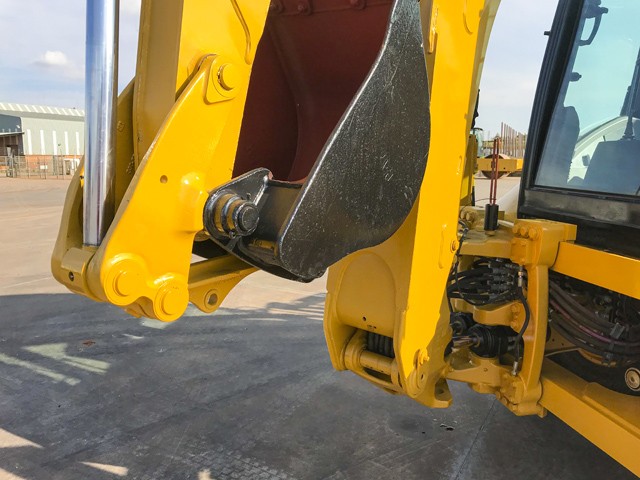 2015 Caterpillar TLB 428F