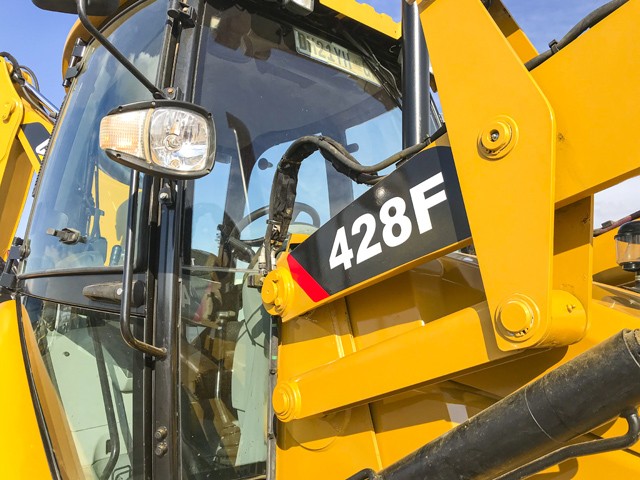 2015 Caterpillar TLB 428F