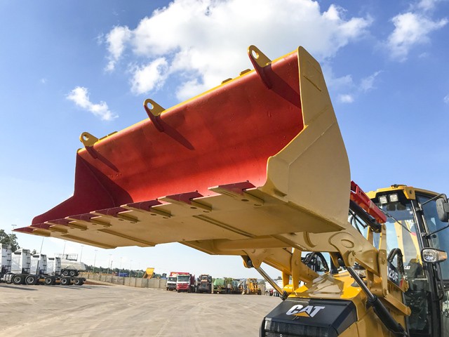 2015 Caterpillar TLB 428F