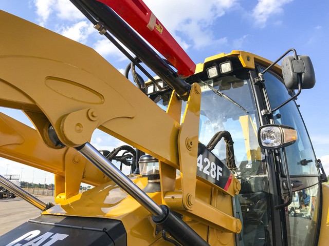 2015 Caterpillar TLB 428F