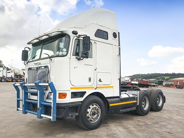 2011 International Eagle 9800I