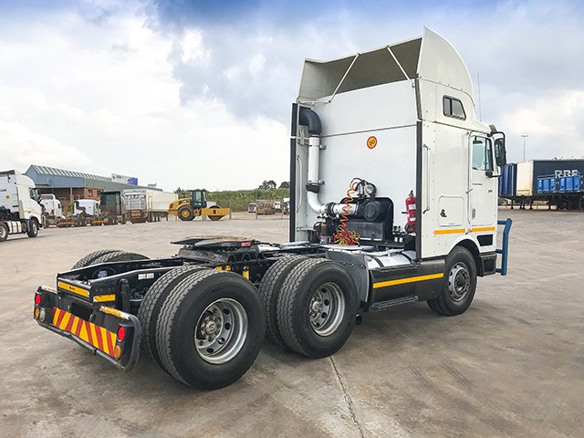 2011 International Eagle 9800I