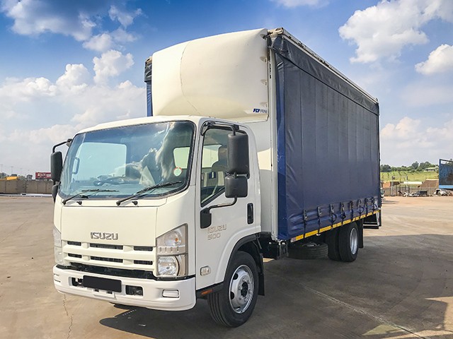2012 Isuzu NPR500 Curtain Side