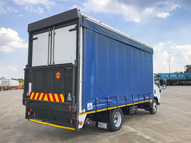 2012 Isuzu NPR500 Curtain Side