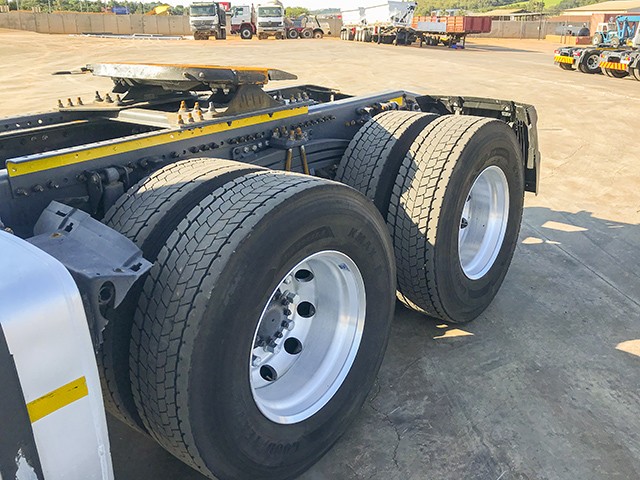 2015 Volvo FMX 440