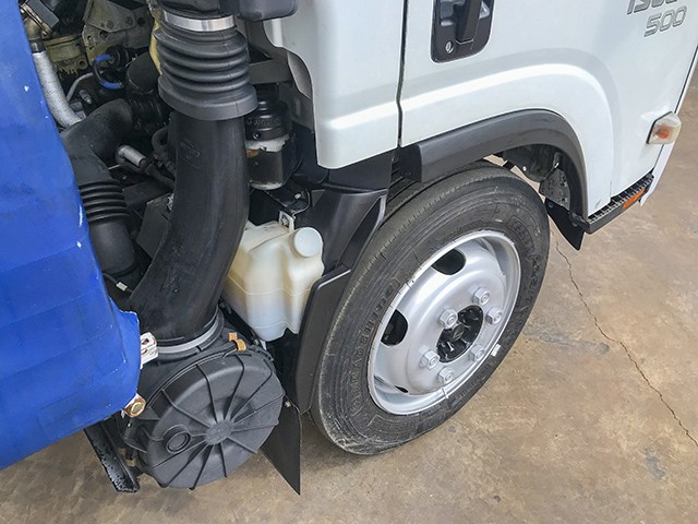 2012 Isuzu NPR500 Curtain Side