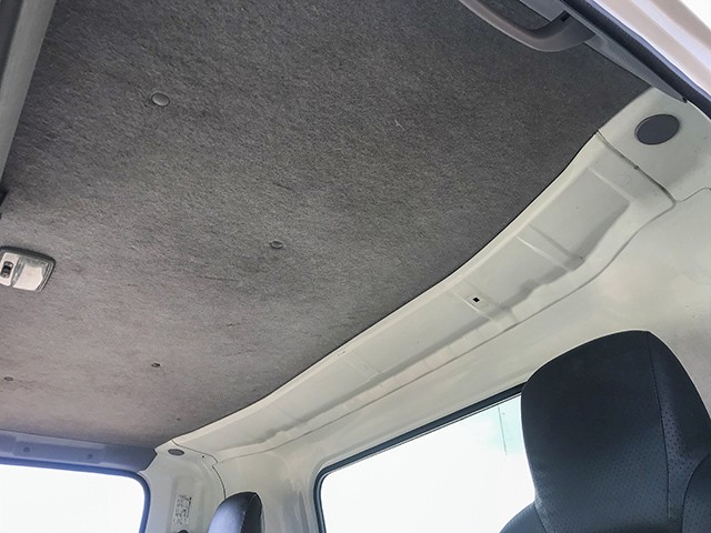 2012 Isuzu NPR500 Curtain Side