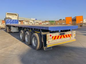 2014 Afrit Flatdeck Tri-axle Trailer for sale