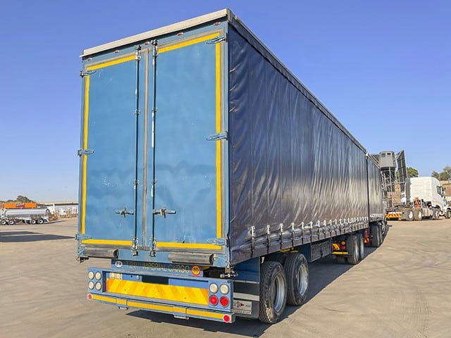 2015 CTS Tautliner Volume Max Superlink Trailer