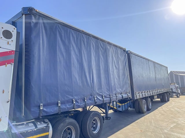 2015 CTS Tautliner Volume Max Superlink Trailer
