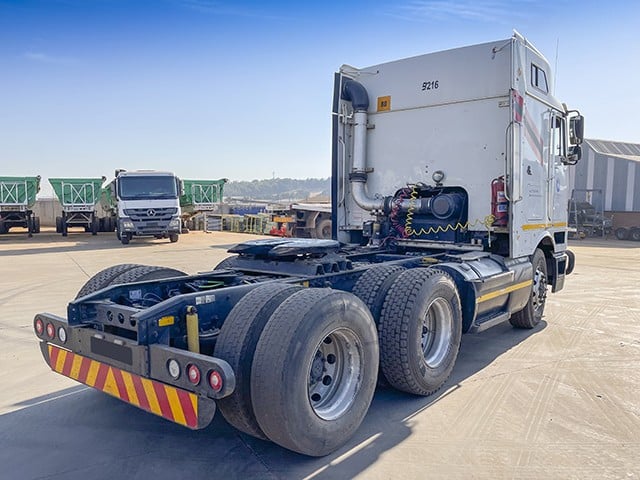 2013 International Eagle 9800I