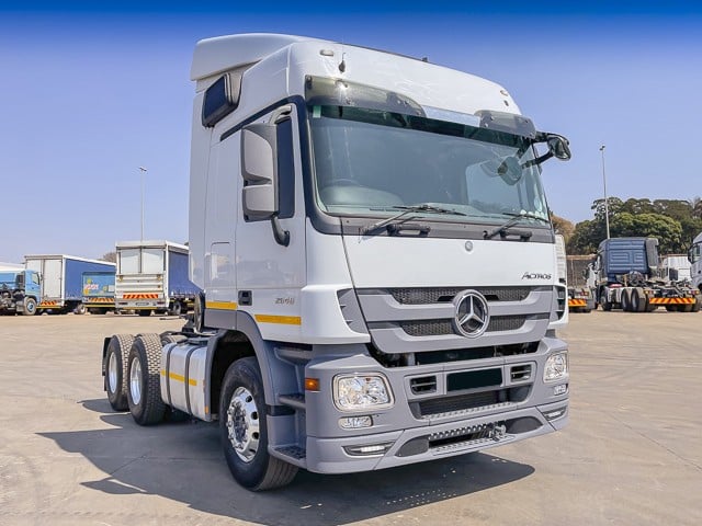 2015 Mercedes Benz Actros 2646