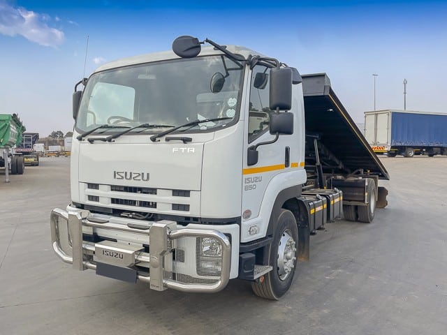 2021 Isuzu FTR850 Rollback