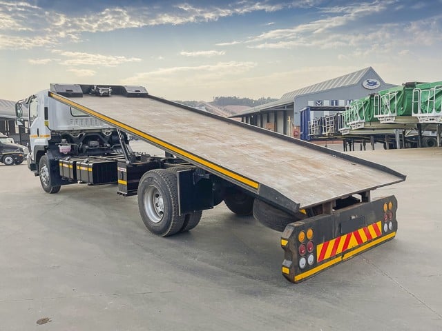 2021 Isuzu FTR850 Rollback