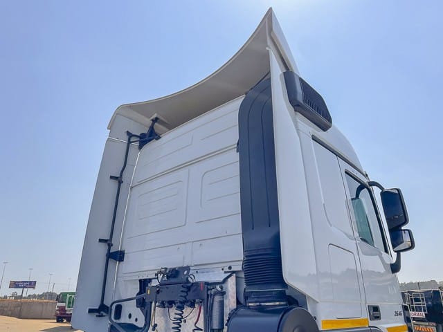 2015 Mercedes Benz Actros 2646