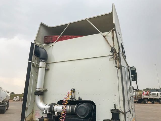 2011 International Eagle 9800I Mid-Roof