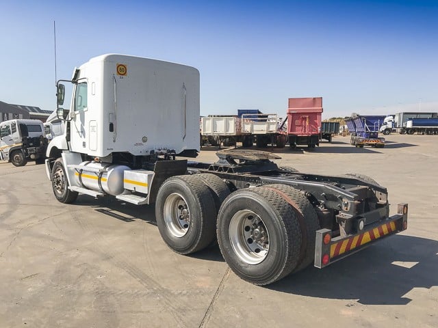 2013 Freightliner Columbia