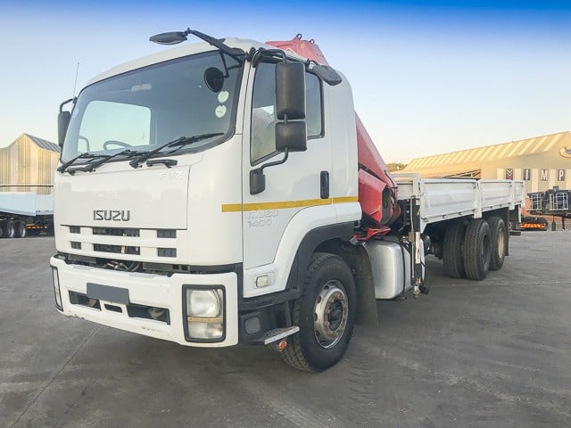 2011 Isuzu FVZ 1400 Crane Truck