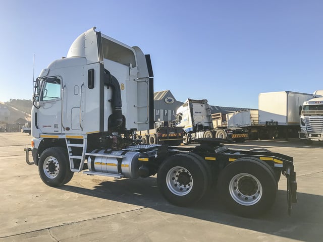 2014 Freightliner Argosy ISX 500