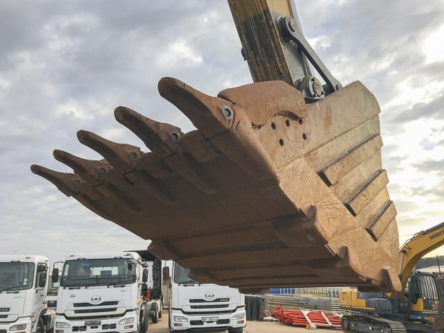 2021 Rondebult XE215C Excavator
