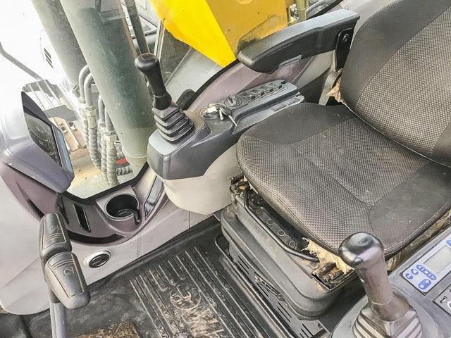 2021 Rondebult XE215C Excavator