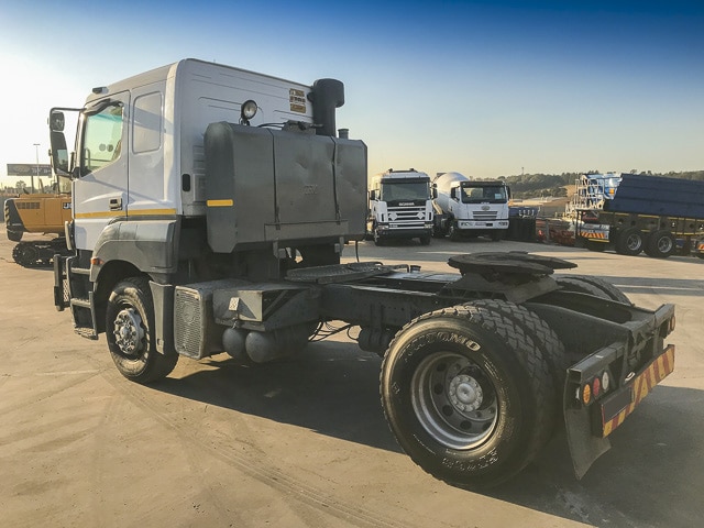 2003 Mercedes-Benz Axor 1835