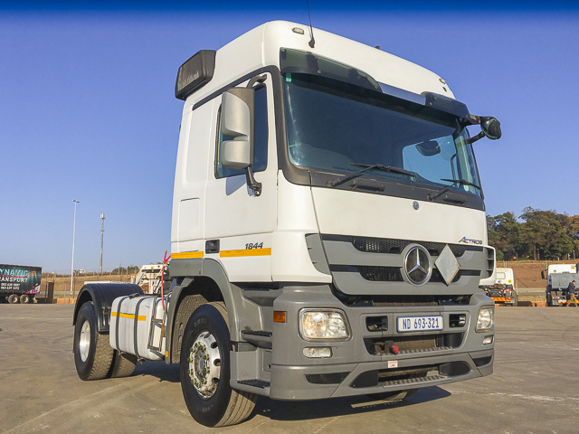 Used 2014 Mercedes-Benz Actros 1844 for sale