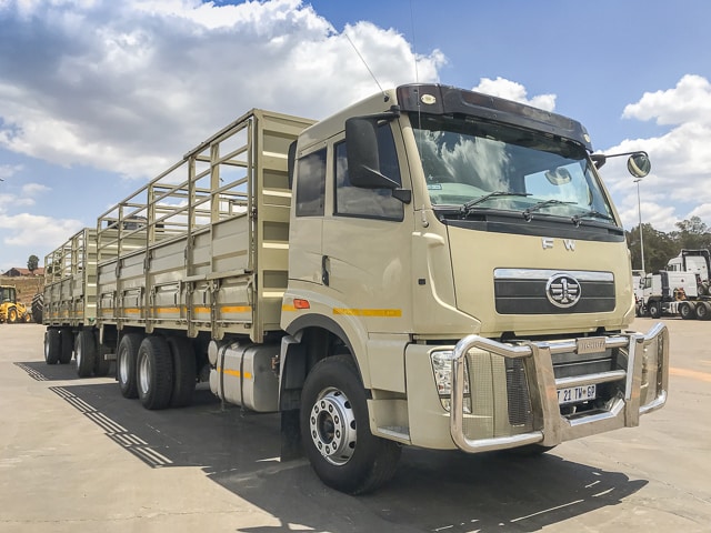 2020 FAW 28.290 Cattle Truck & Drawbar Trailer