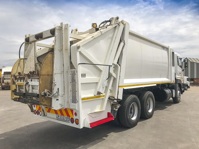 2019 UD Nissan Quester CWE 330 Compactor