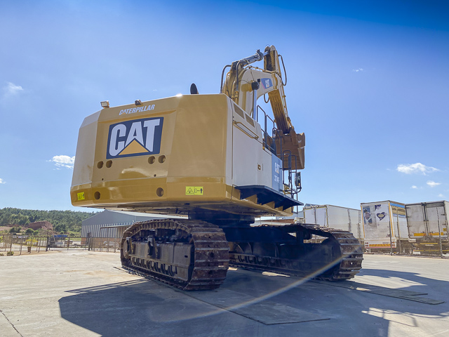 2017 Caterpillar 374F L Crawler Excavator