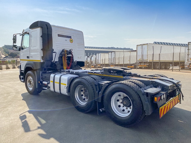 2019 Volvo FMX440 – 6×4 Truck Tractor