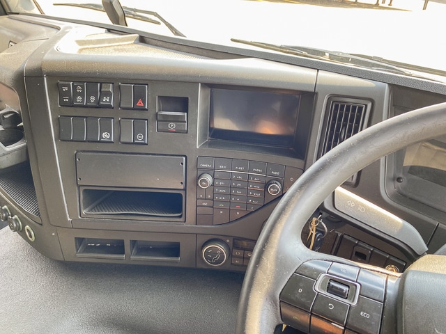 2019 Volvo FMX440 – 6×4 Truck Tractor